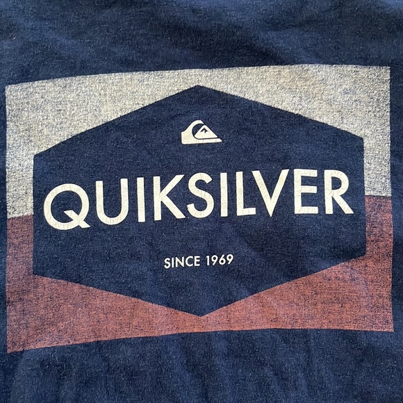 (2) boys small tshirts - Picture 2 of 5